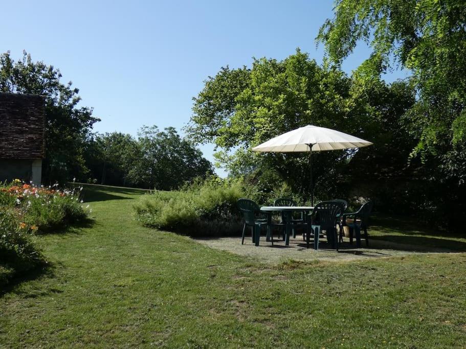 Maison De Charme Pres De Beauval Saint-Cyran-du-Jambot Zewnętrze zdjęcie