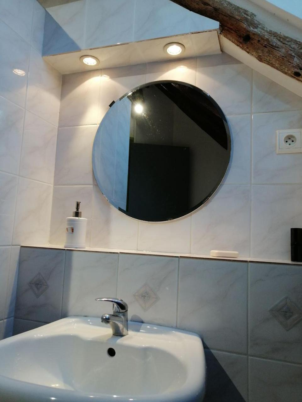 Maison De Charme Pres De Beauval Saint-Cyran-du-Jambot Zewnętrze zdjęcie